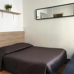  Hotel Du Petit Louvre Francia