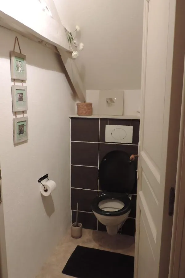 Chambre A La Campagne Quebriac Bed & Breakfast